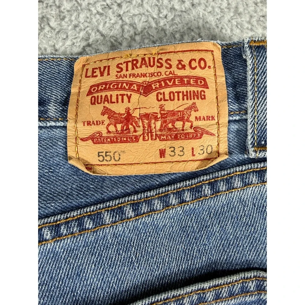 Levi's 550 Relaxed Fit Straight Leg Denim Jeans Mens 33x30 (Measures 30x28)